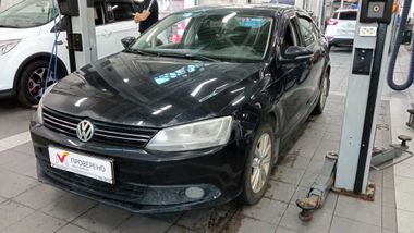 Volkswagen Jetta 66ec35a0a92d064008e51b1d