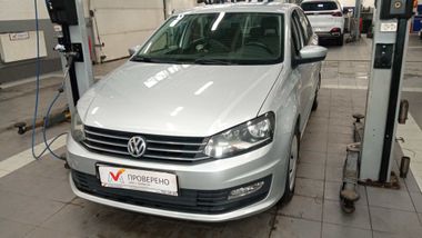 Volkswagen Polo 662de0192a3eb8573d58d224