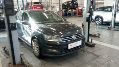 Volkswagen Polo 663574bd2a3eb8573d5aaab1