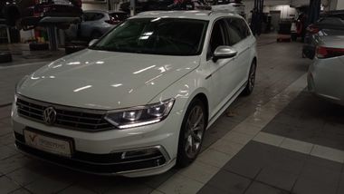 Volkswagen Passat undefined